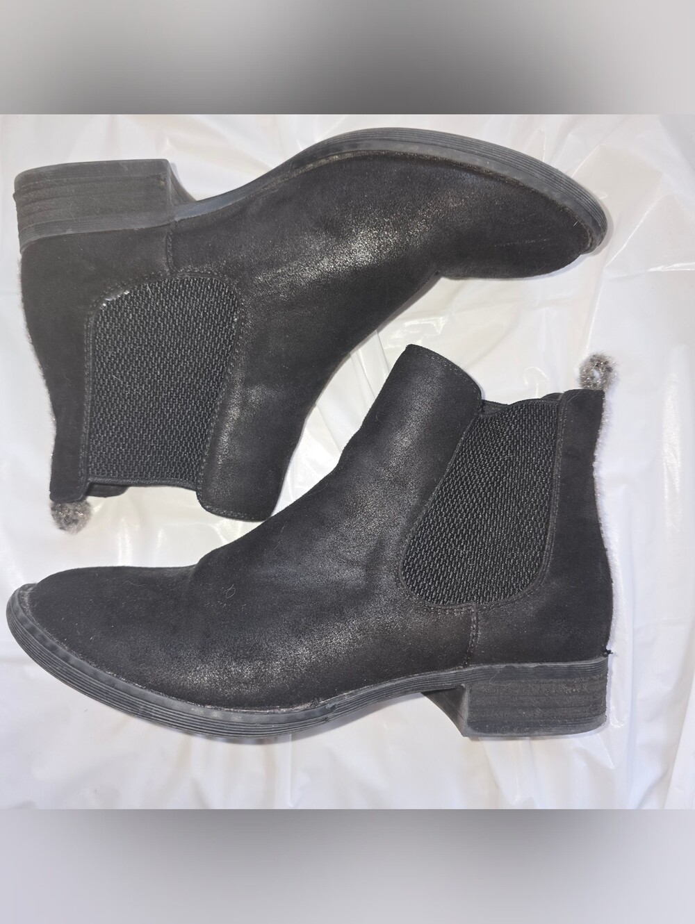 Black Booties with Silver Leopard Stripe - Picture 4 of 5